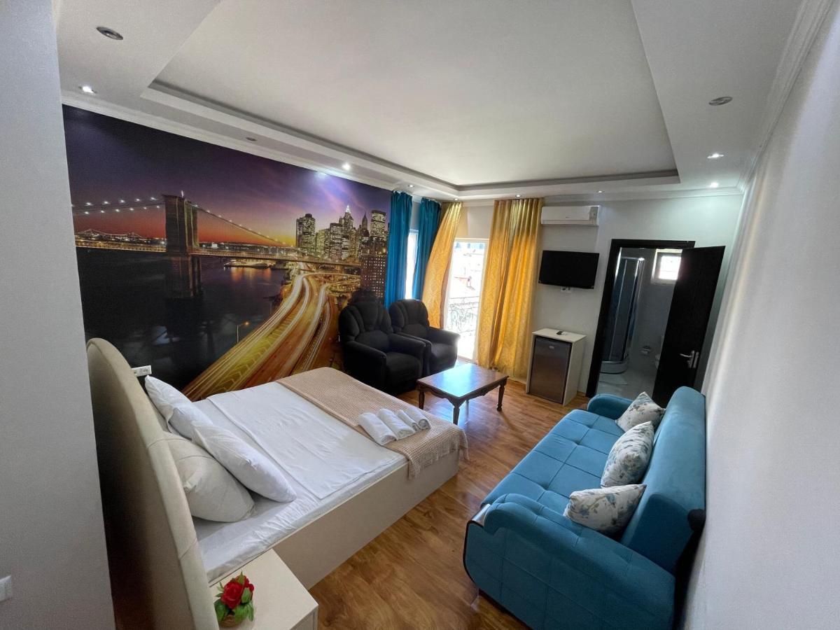 Four Seasons Hotel Батуми Екстериор снимка
